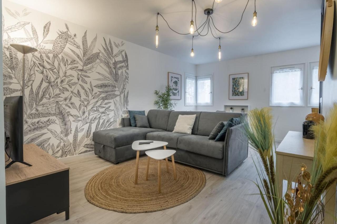 Superbe appartement en vieille ville et à 5 min à pied du lac ! Parking gratuit Annecy Esterno foto