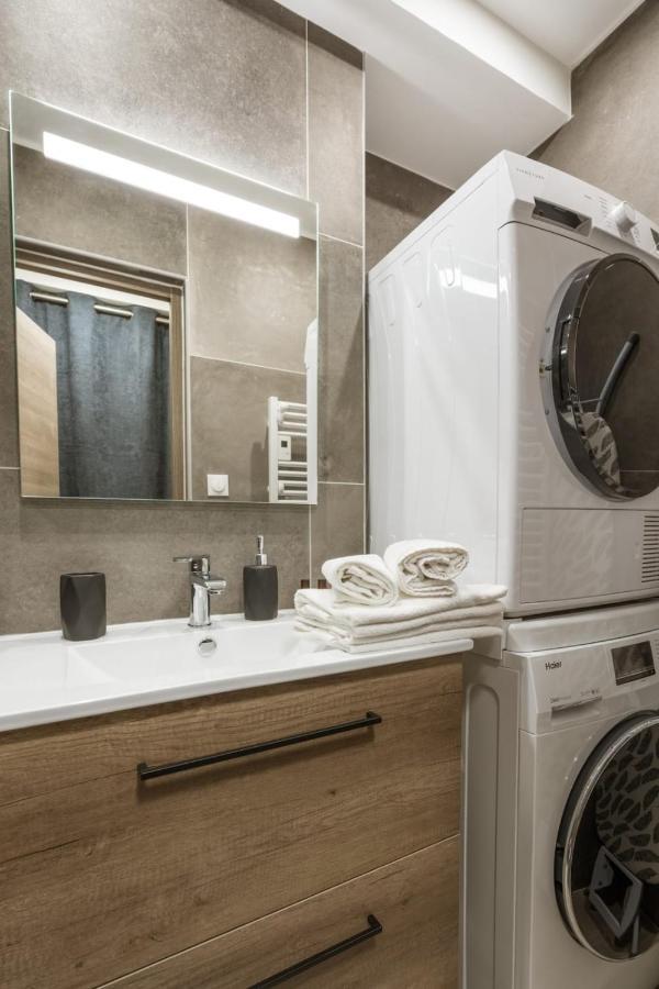 Superbe appartement en vieille ville et à 5 min à pied du lac ! Parking gratuit Annecy Esterno foto